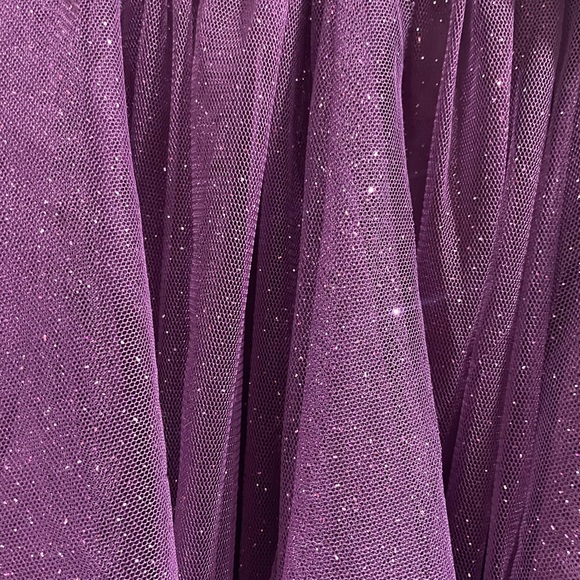 Girls Formal Dress 👗 Purple Size 7, 3 Layer Skirt for fullness, Tule & Sequins - Picture 5 of 6